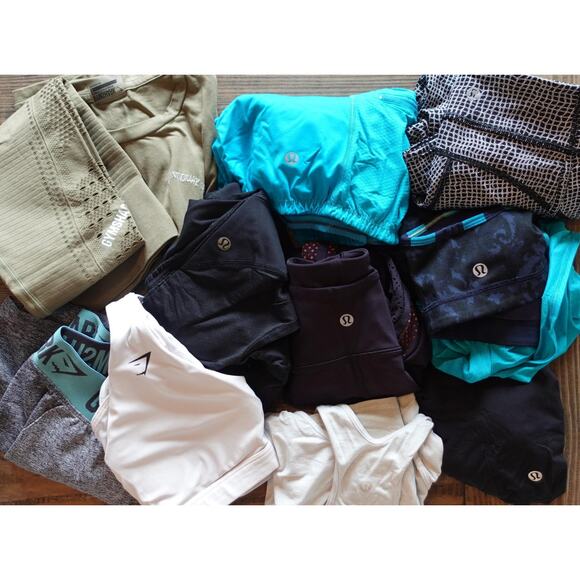 Lululemon Gymshark Activewear Lot Womens Mixed XS-8 Leggings Bras Tanks Reseller - Picture 2 of 4